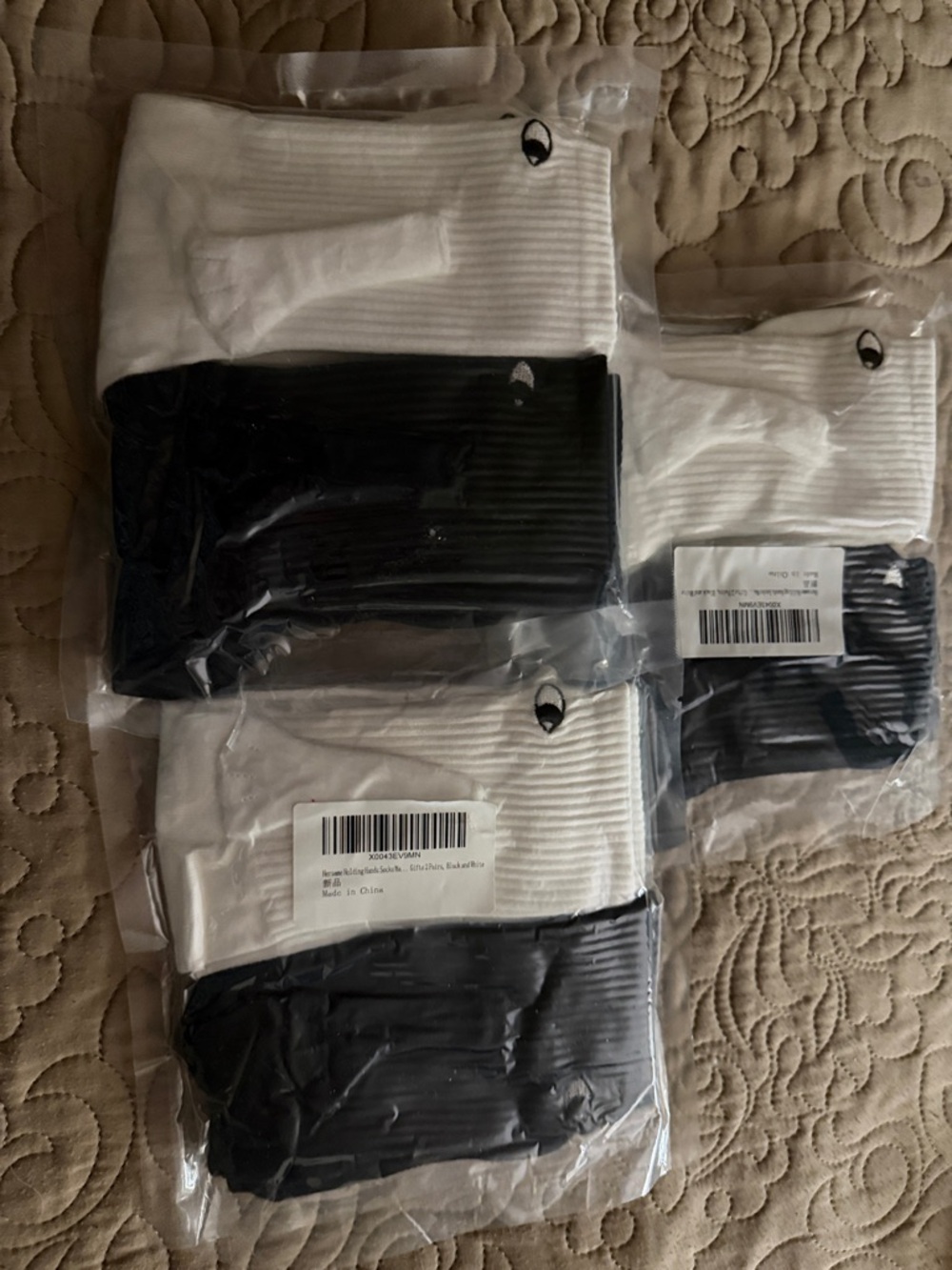 Kids Ribbed Crew Socks - White & Black (3-Pack)